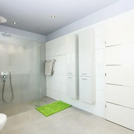 Villa Alex Exclusive With Pool Porec