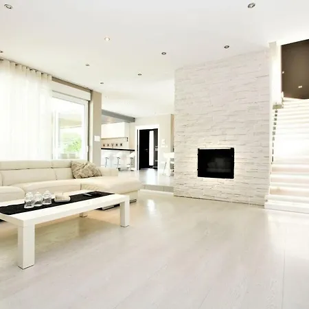 Alex Exclusive With Pool Villa Porec