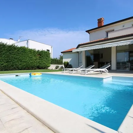 Alex Exclusive With Pool Porec